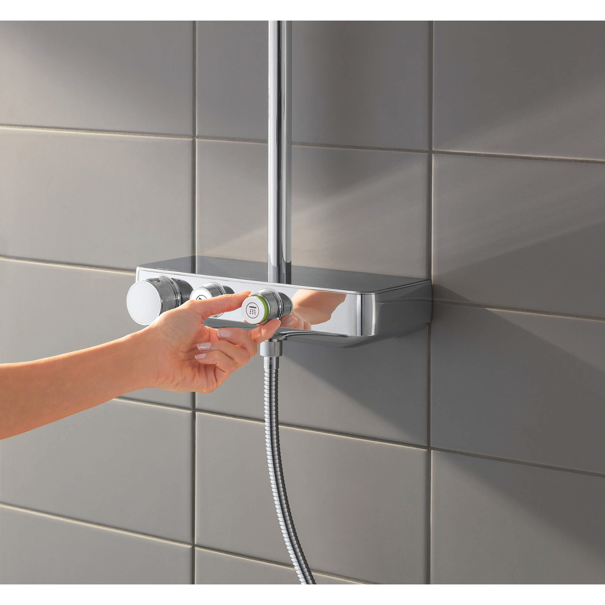 GROHE 26511000 26511_0 Euphoria® SmartControl Thermostatic Shower System, 1.8 gpm Flow Rate, 1/2 in Inlet x 1/2 in Outlet, 69 in L Hose